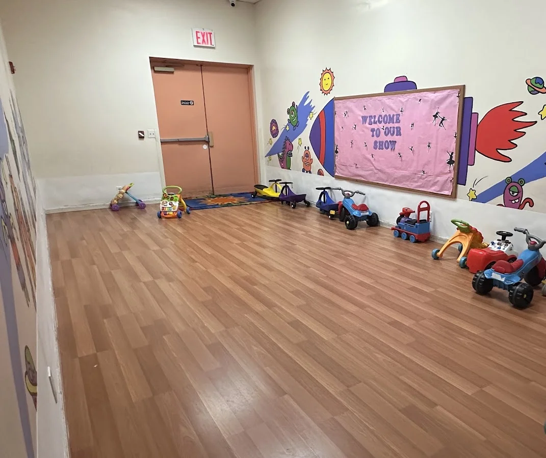 B'ABOVE FOREST HILLS