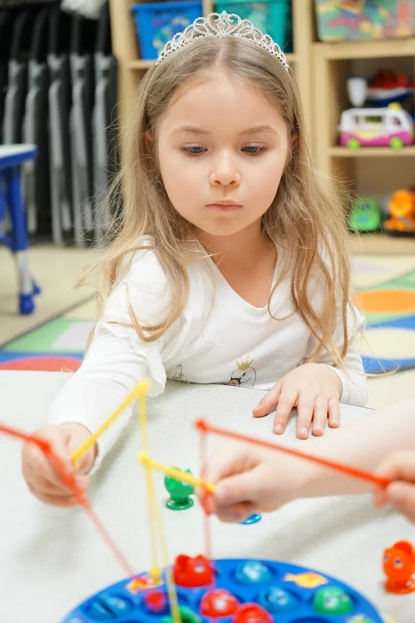 BRIGHT MINDS CENTER