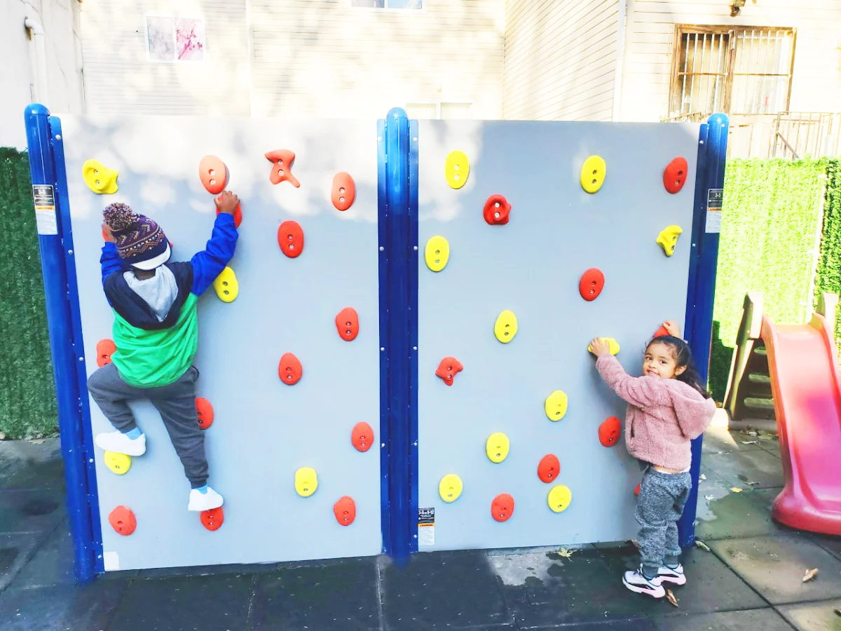 BUMBLEBEES R-US INC.