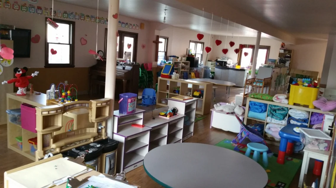 LITTLE GENIUS CENTER INC