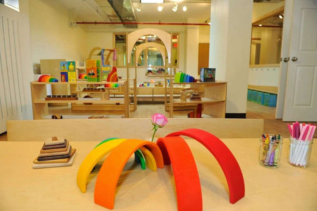 MANHATTAN SCHOOL HOUSE LLC