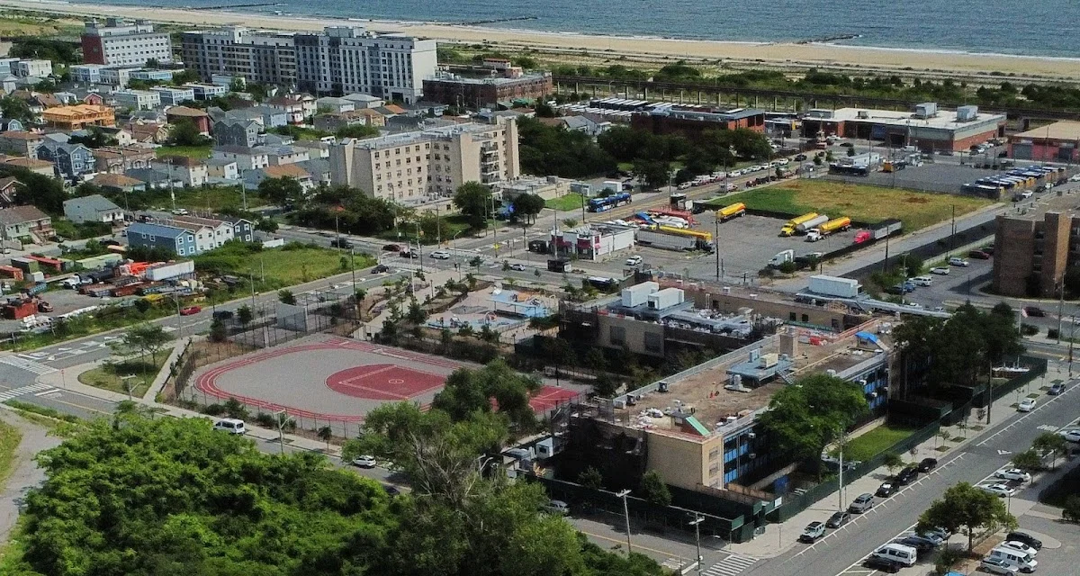 COMMUNITY MEDIATION SERVICES @ PS 105 THE BAY SCHOOL