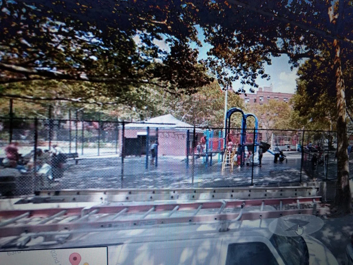 P.S. 175 THE LYNN GROSS DISCOVERY SCHOOL