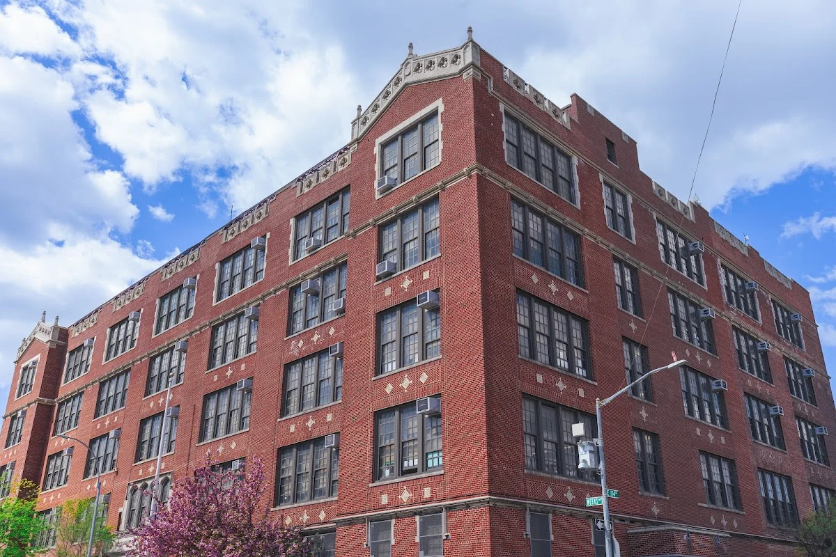 P.S. 070 MAX SCHOENFELD