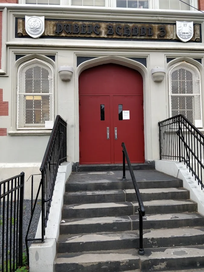 THE ACADEMY FOR EXCELLENCE THROUGH THE ARTS