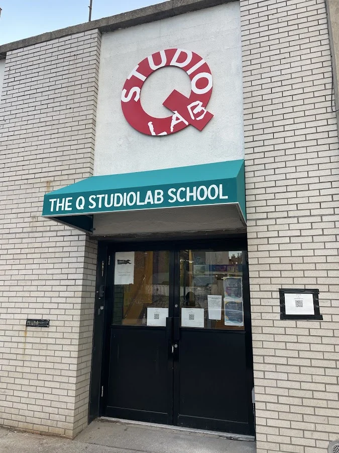 THE Q STUDIOLAB LLC